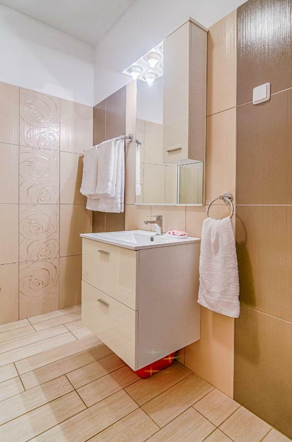 Apartmani Prodan 2 فاجانا المظهر الخارجي الصورة