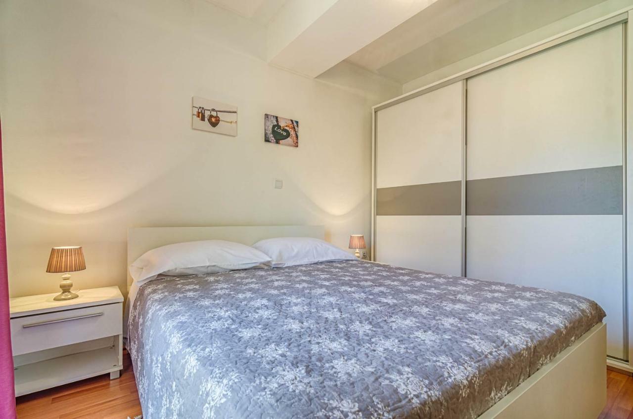 Apartmani Prodan 2 فاجانا المظهر الخارجي الصورة
